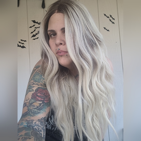 Chelsey Smith Cosmetics Jenny Wig - Picture 8 of 8